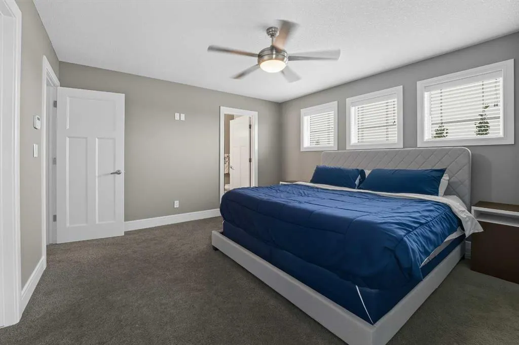 116 Paramount Crescent