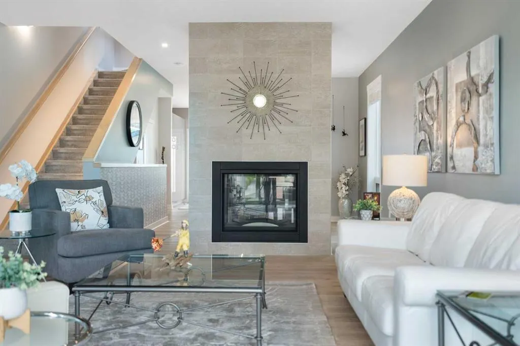 2739 Cochrane Road NW