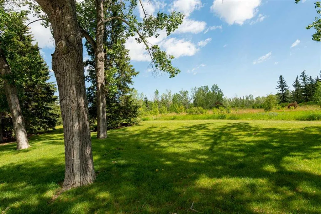 2739 Cochrane Road NW