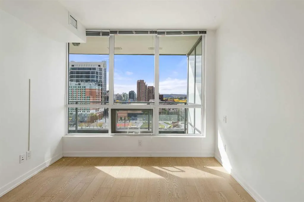 128 2 Street SW, #1205