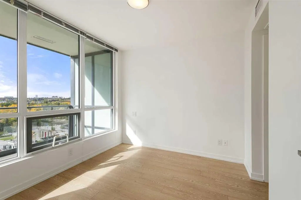 128 2 Street SW, #1205
