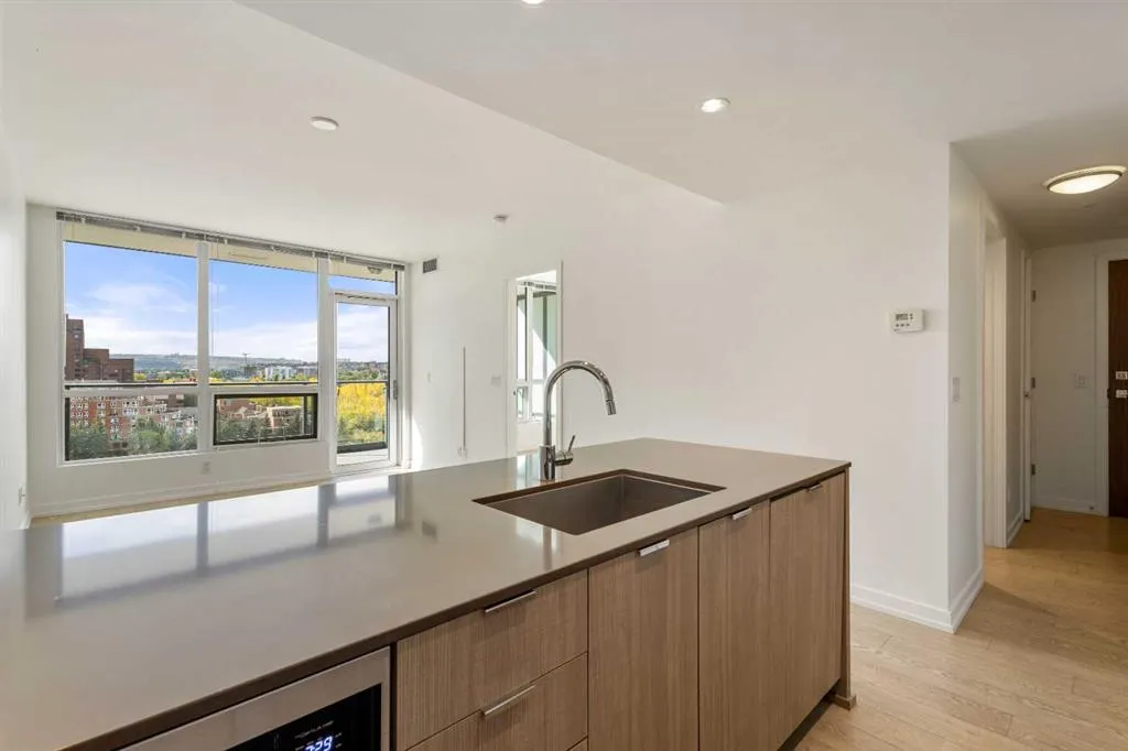 128 2 Street SW, #1205