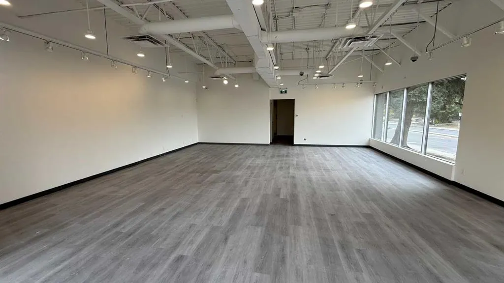 5511 50 Avenue, #1