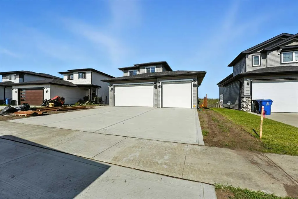 54 Vista Close