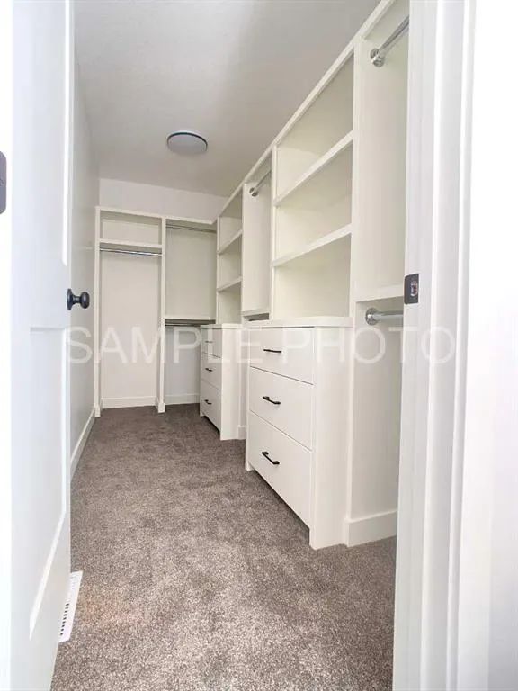 10504 148 AVE