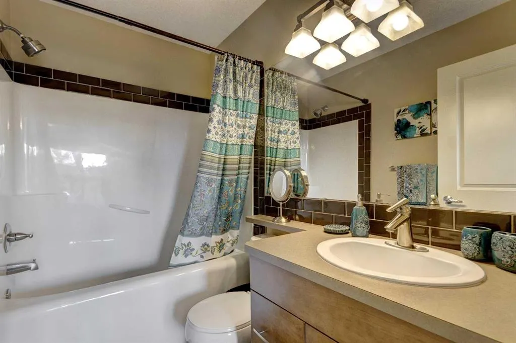 315 Aspen Hills Villas SW