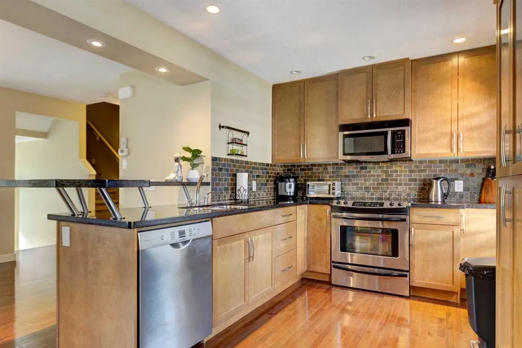 315 Aspen Hills Villas SW