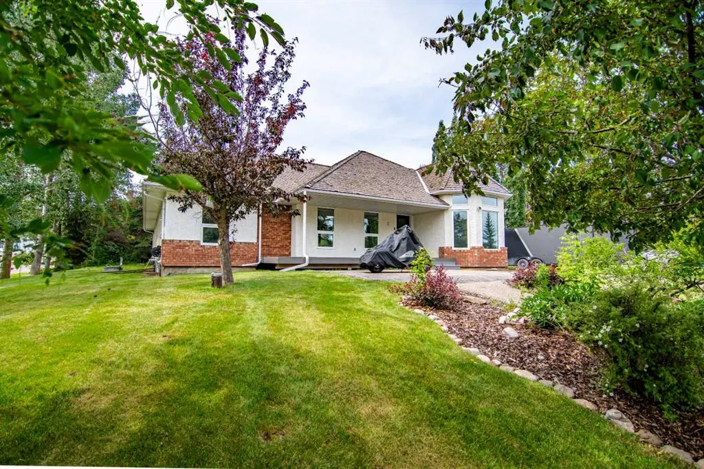 2 Grand Avenue