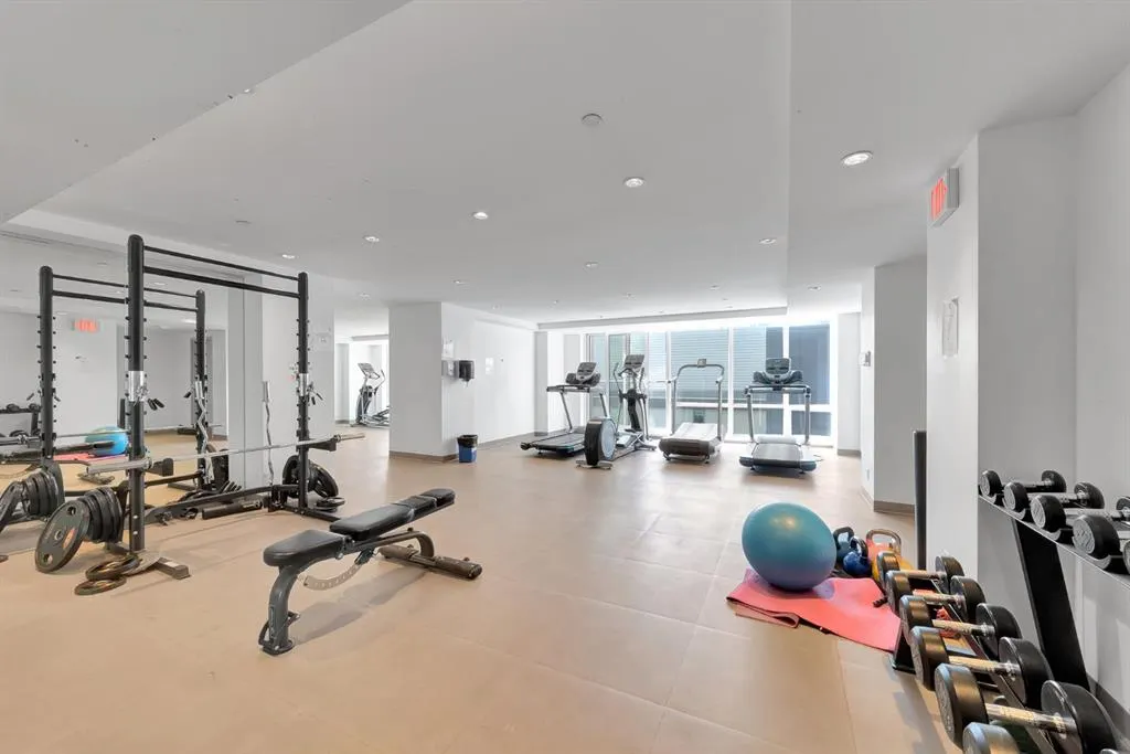 615 6 Avenue SE, #508