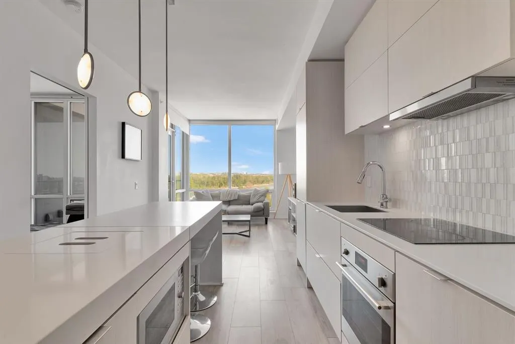 615 6 Avenue SE, #508