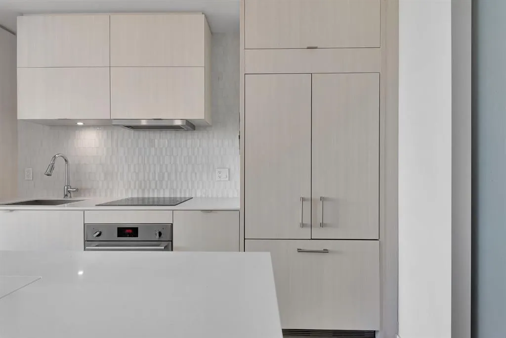 615 6 Avenue SE, #508