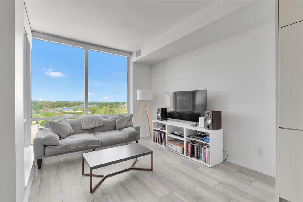 615 6 Avenue SE, #508