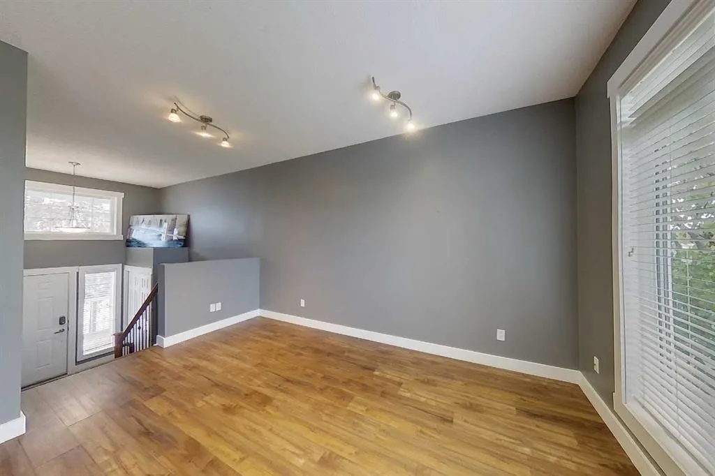 116 6 Avenue NE, #133