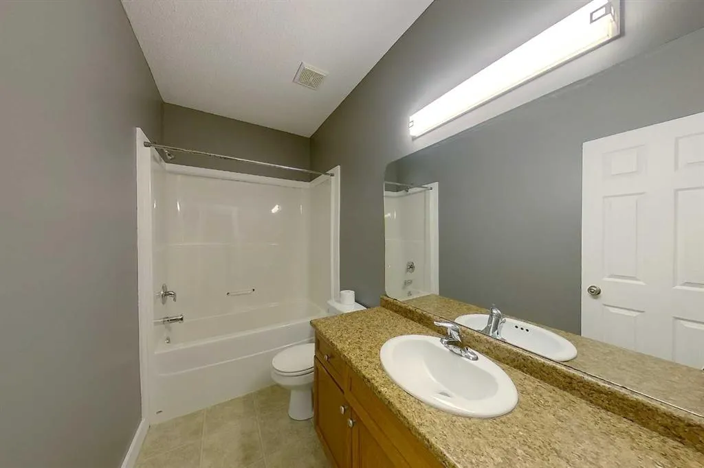 116 6 Avenue NE, #133
