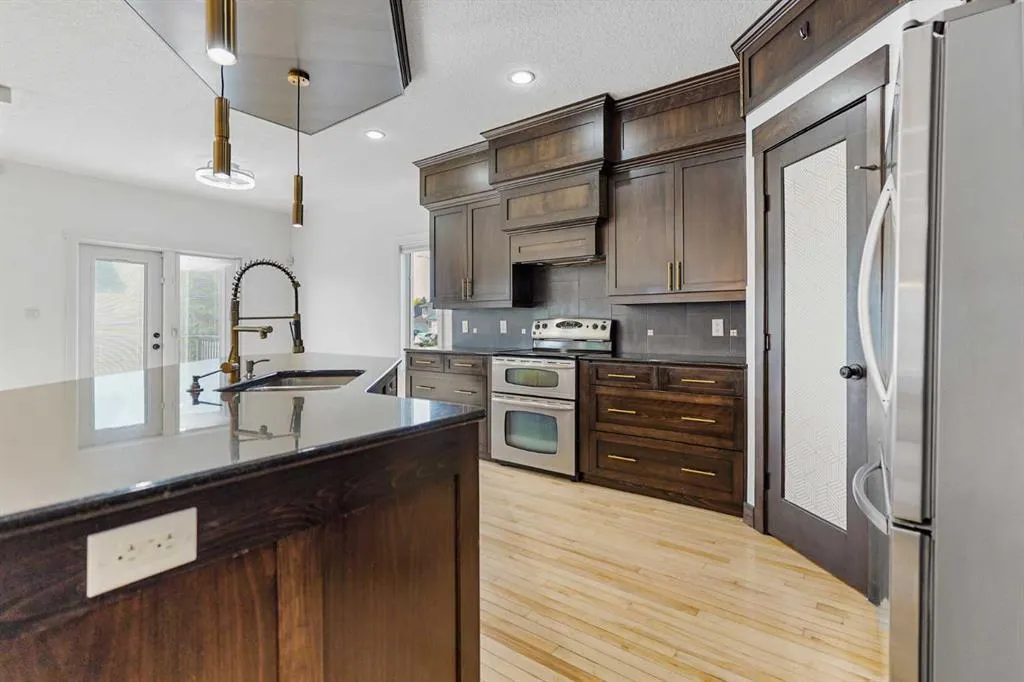 4 Heritage Point W