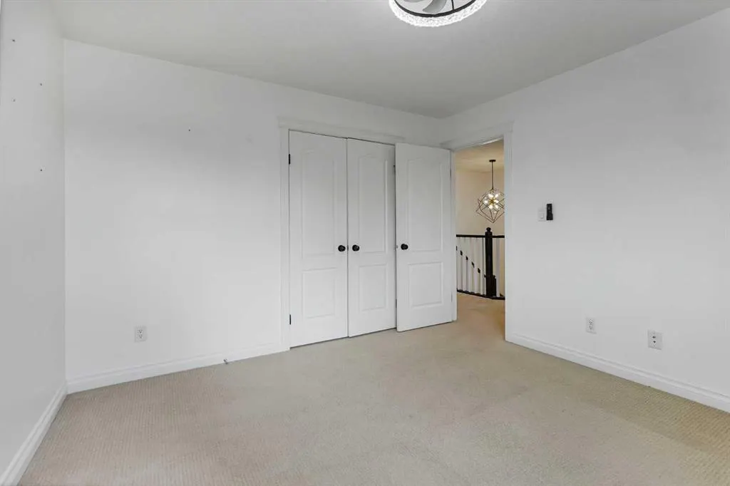 4 Heritage Point W