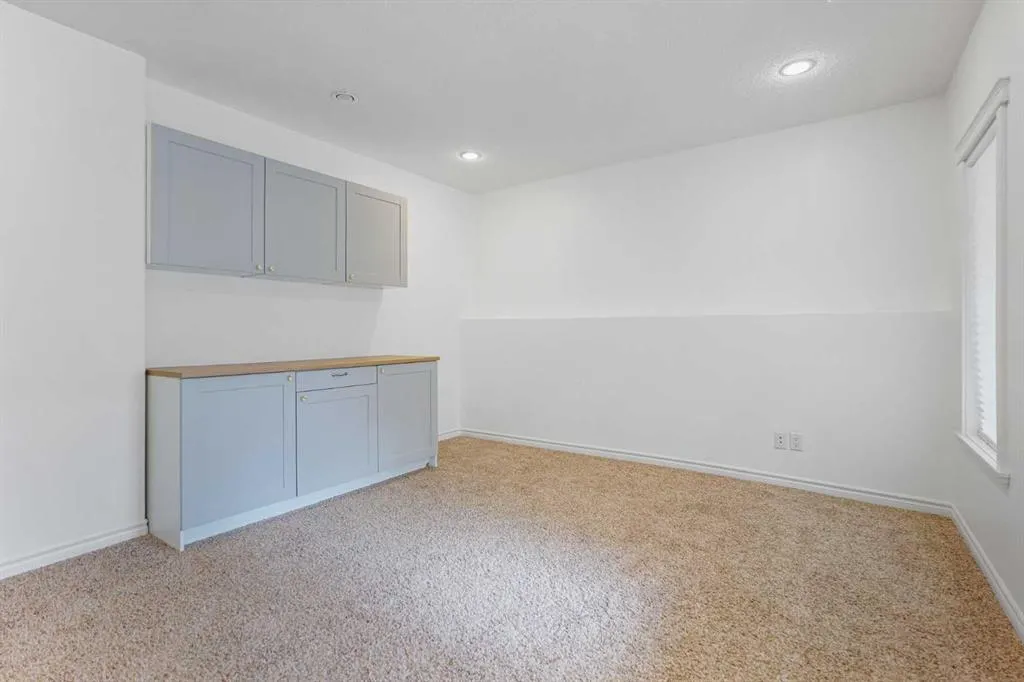 4 Heritage Point W