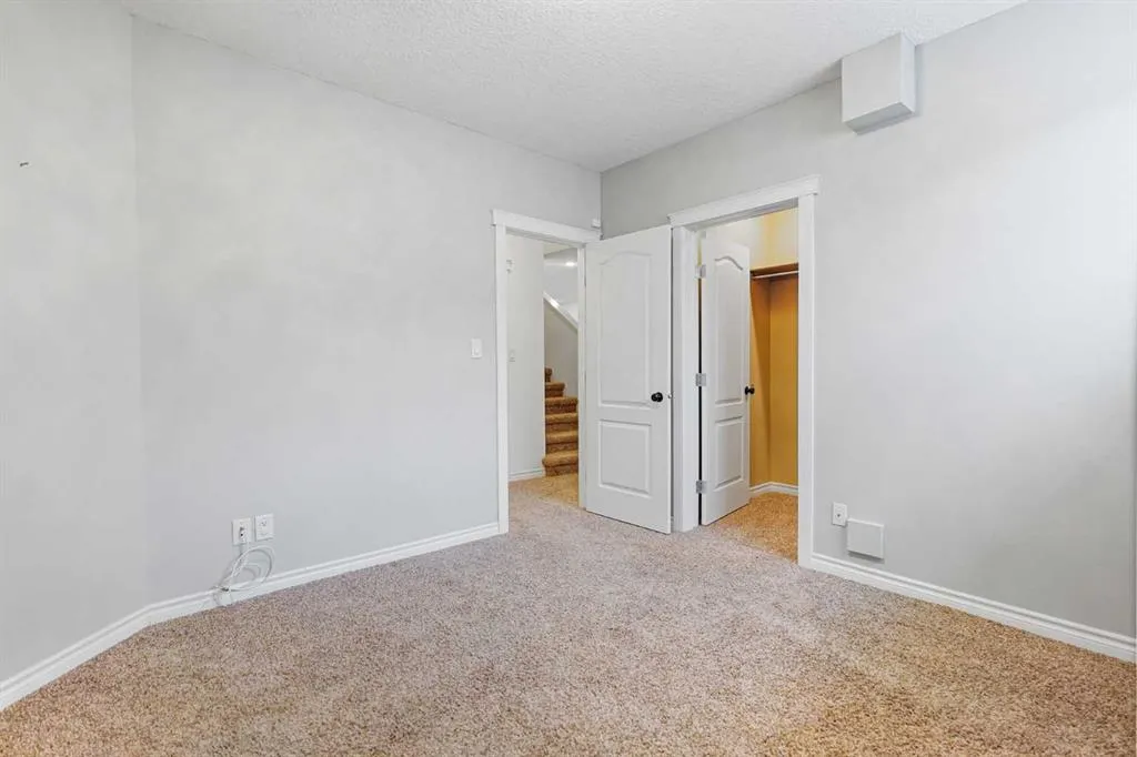 4 Heritage Point W