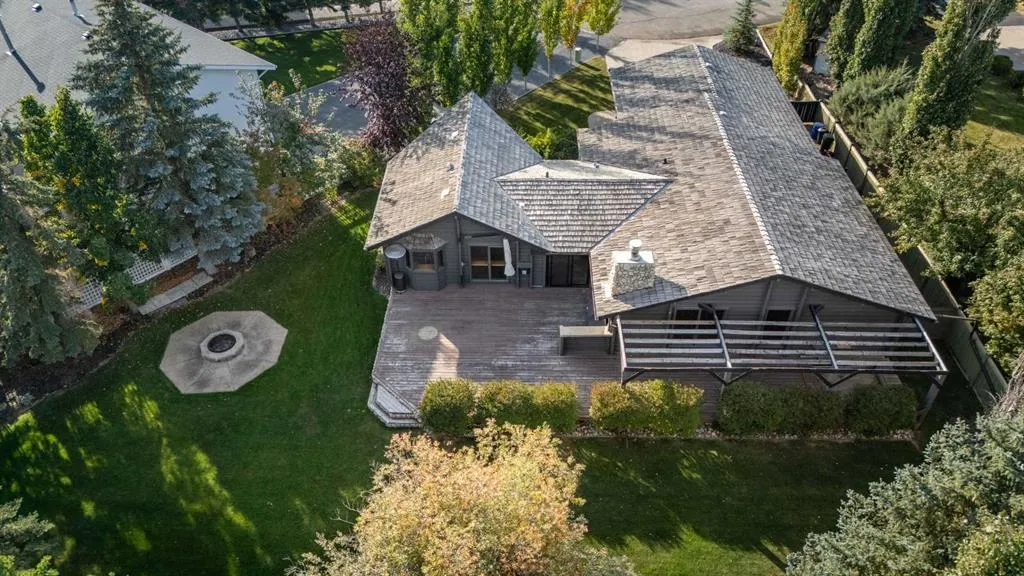 16 Rustic Crescent