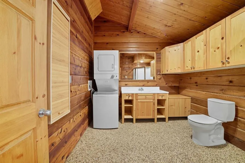 16 Rustic Crescent