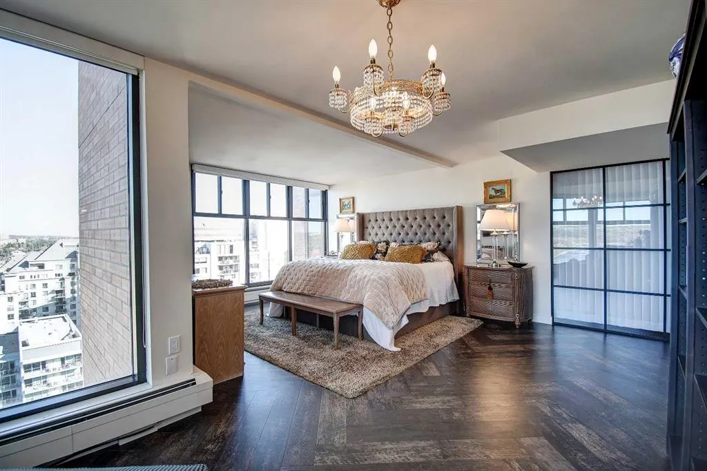 1100 8 Avenue SW, #2403