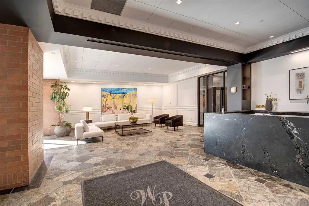 1100 8 Avenue SW, #2403