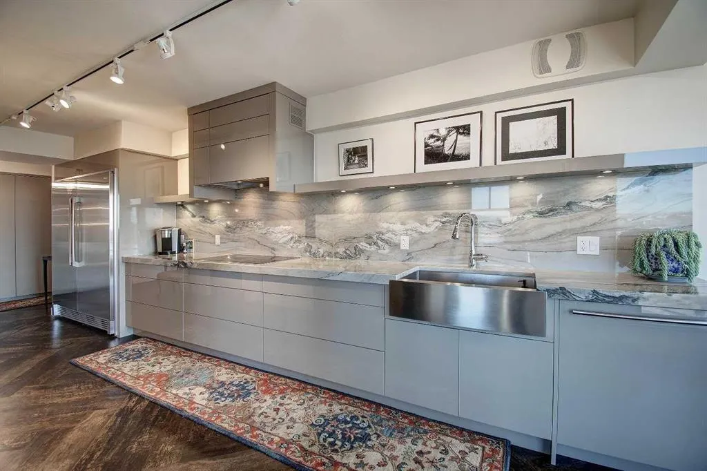 1100 8 Avenue SW, #2403