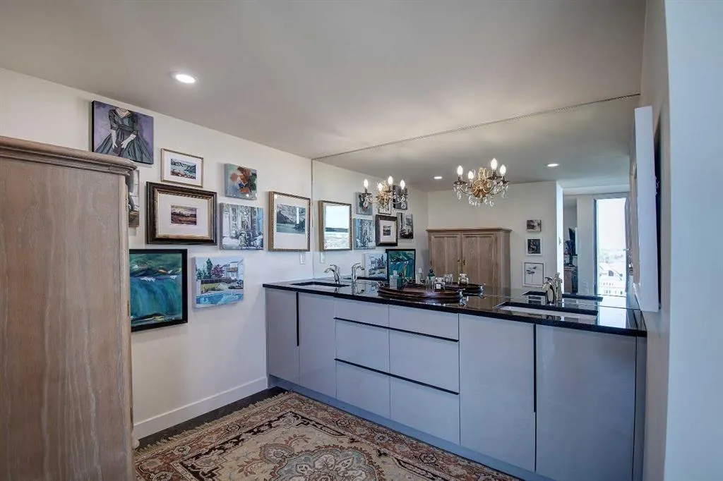 1100 8 Avenue SW, #2403