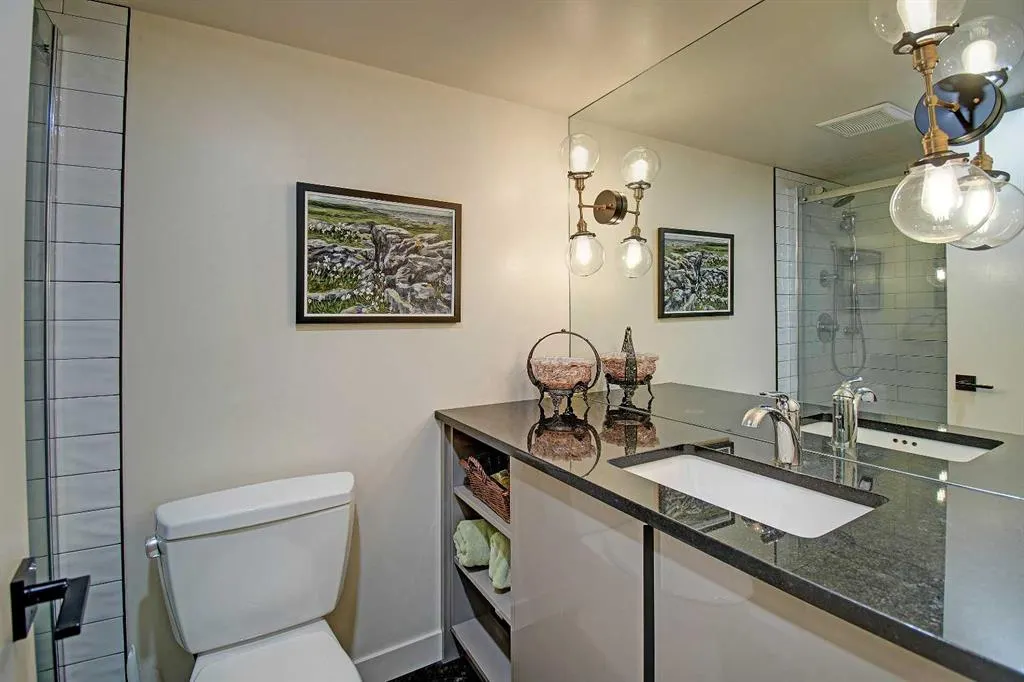 1100 8 Avenue SW, #2403