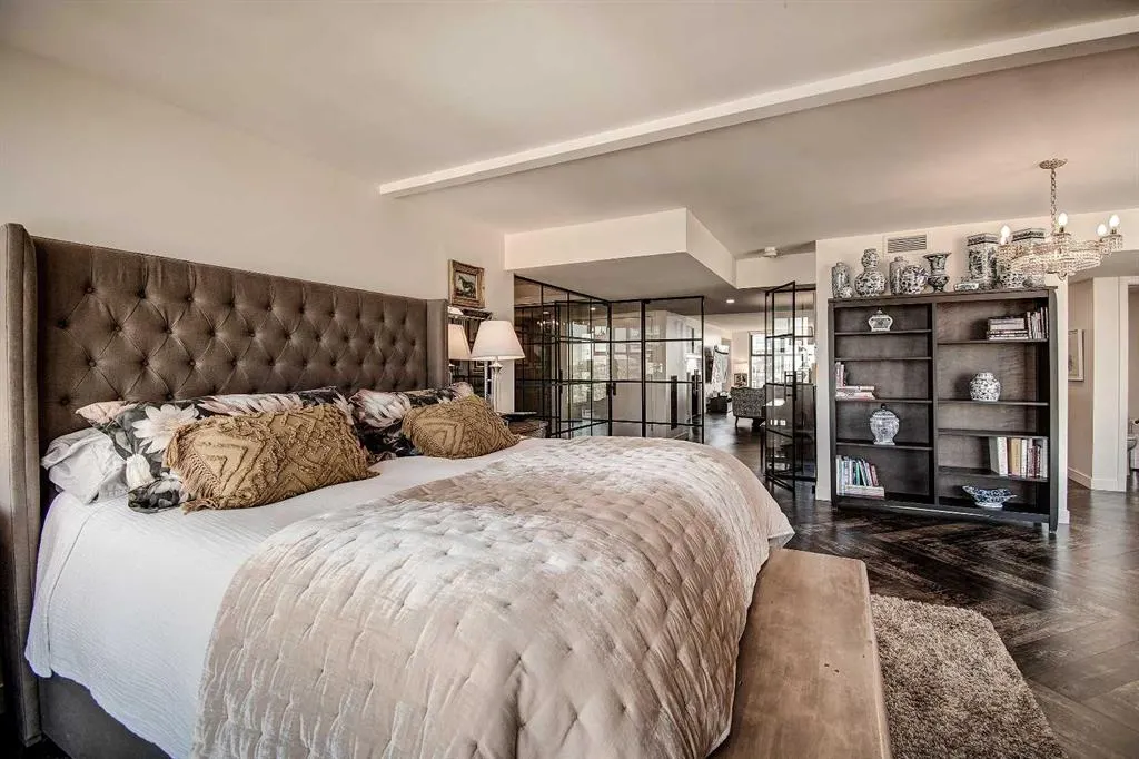 1100 8 Avenue SW, #2403