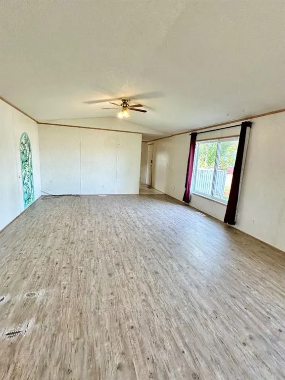 310 Railway Avenue, #8