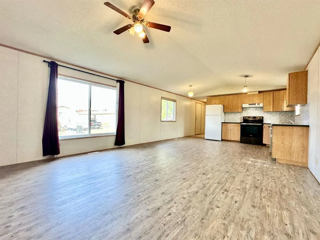 310 Railway Avenue, #8