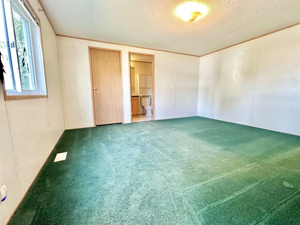 310 Railway Avenue, #8