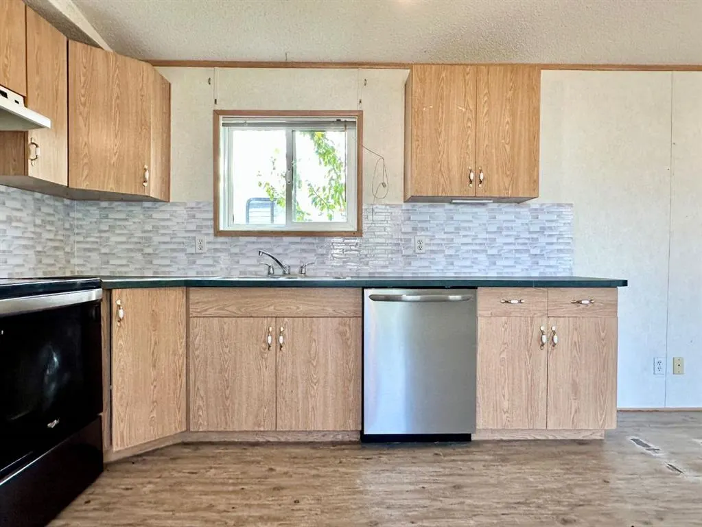 310 Railway Avenue, #8