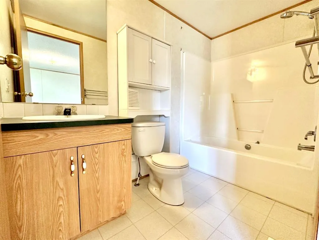310 Railway Avenue, #8