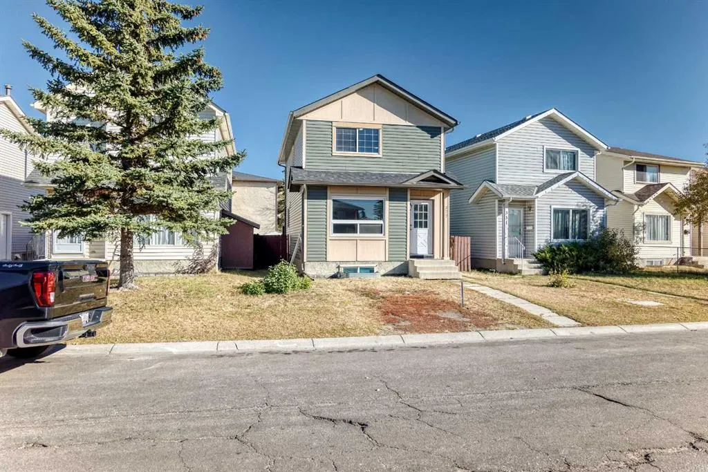 327 Falshire Way NE