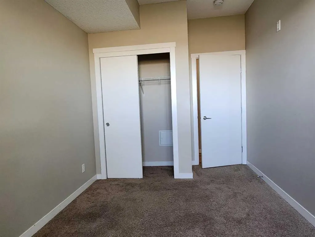 214 Sherwood Square NW, #109