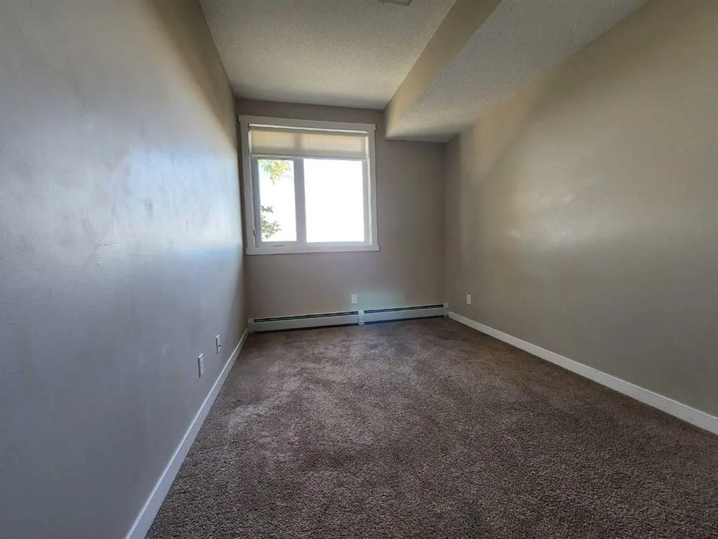 214 Sherwood Square NW, #109