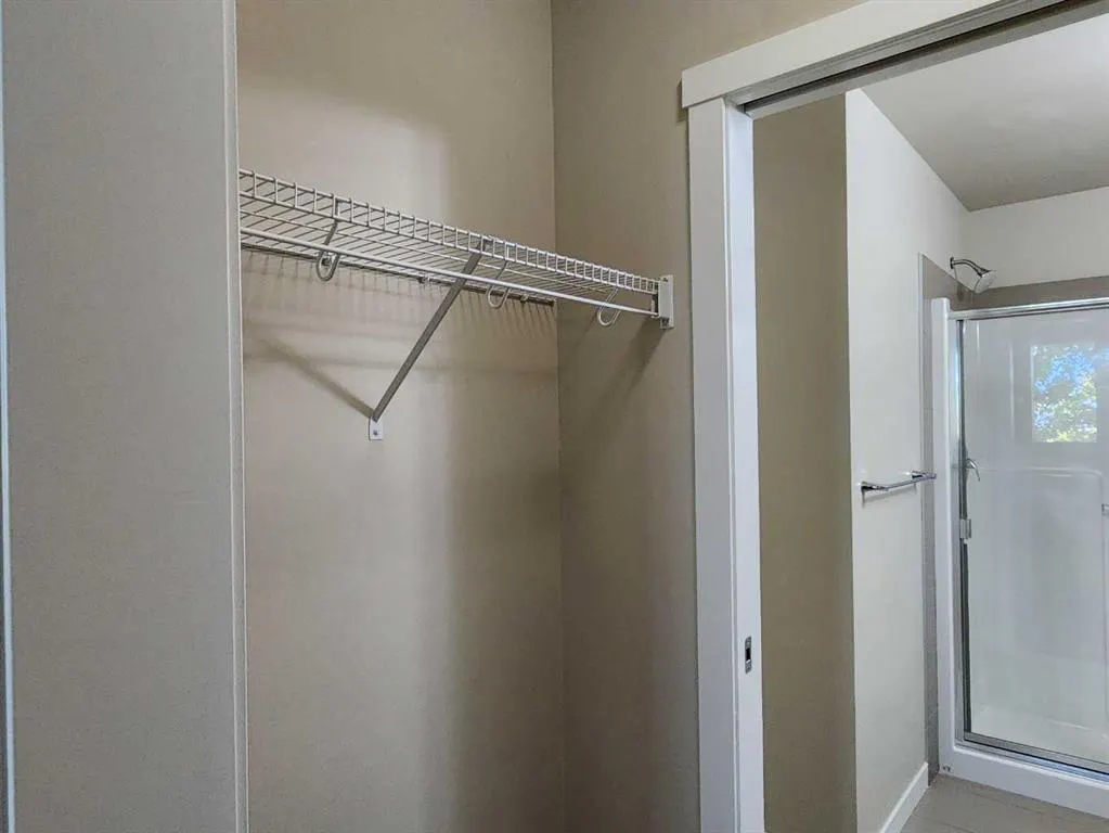214 Sherwood Square NW, #109