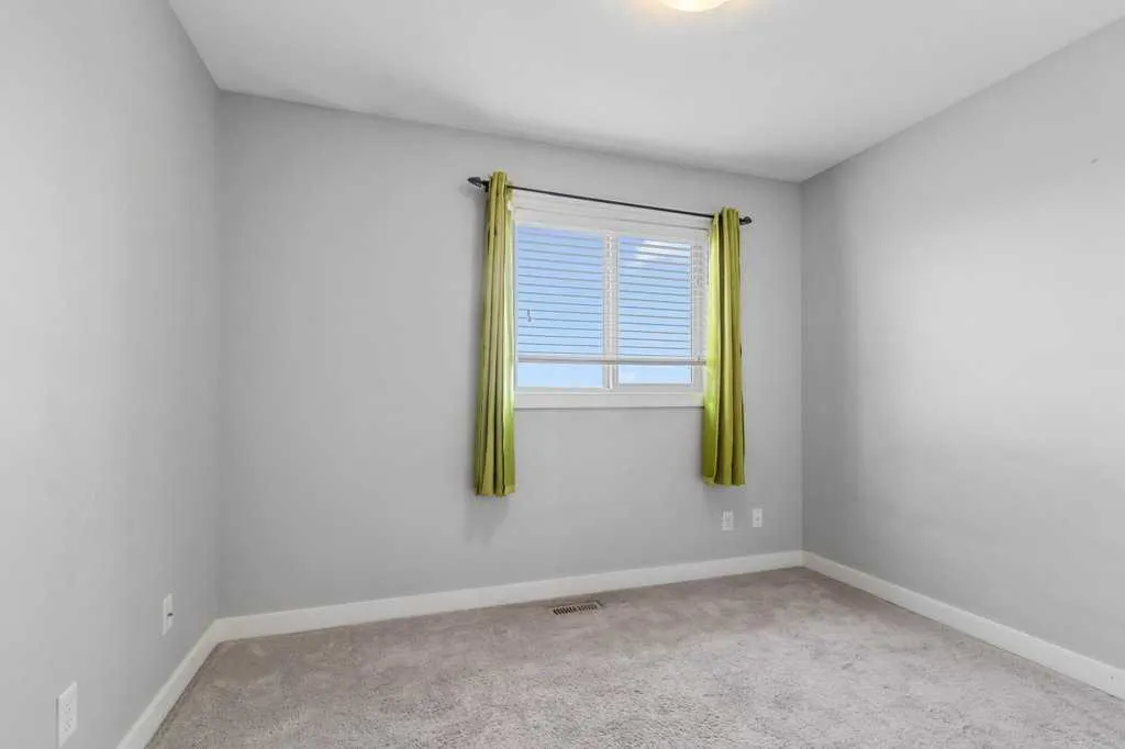 81 Willow Road, #106