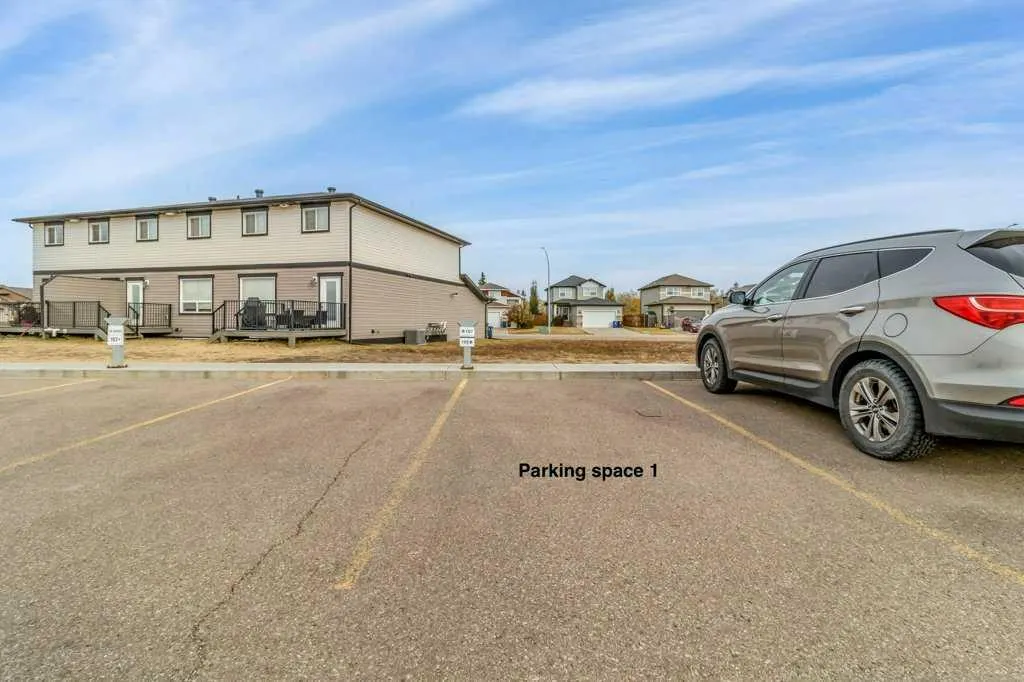 81 Willow Road, #106