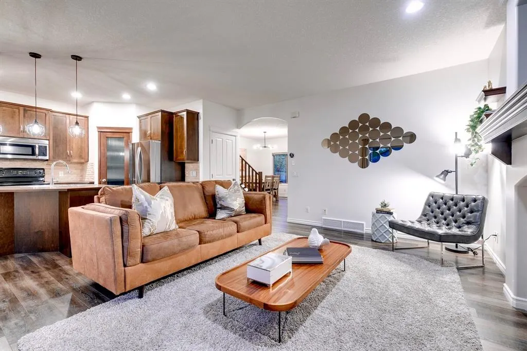 238 Elgin Manor SE