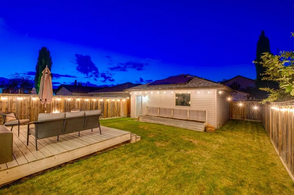 238 Elgin Manor SE