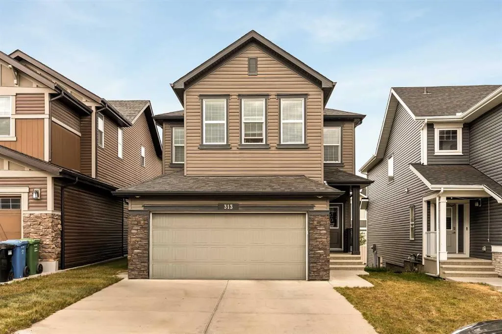 313 Evansglen Drive NW