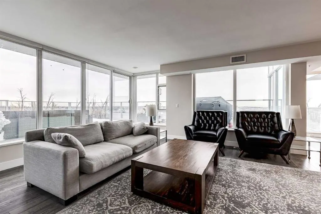 519 Riverfront Avenue SE, #1802