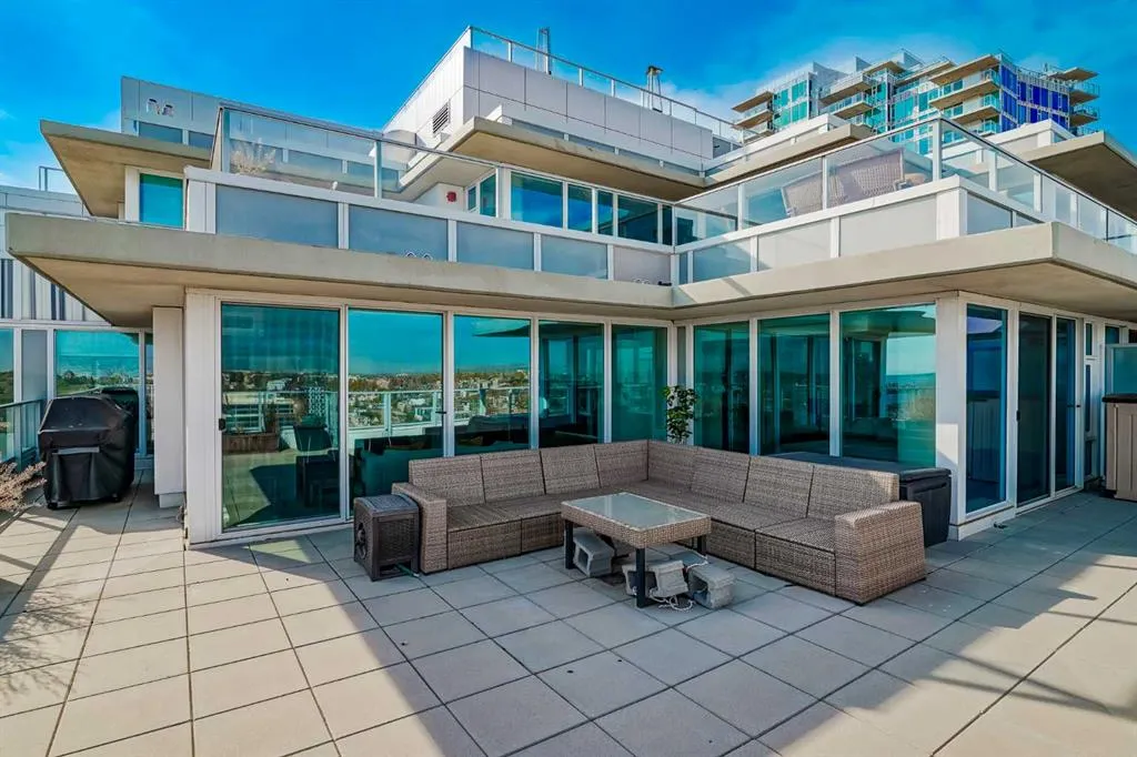 519 Riverfront Avenue SE, #1802