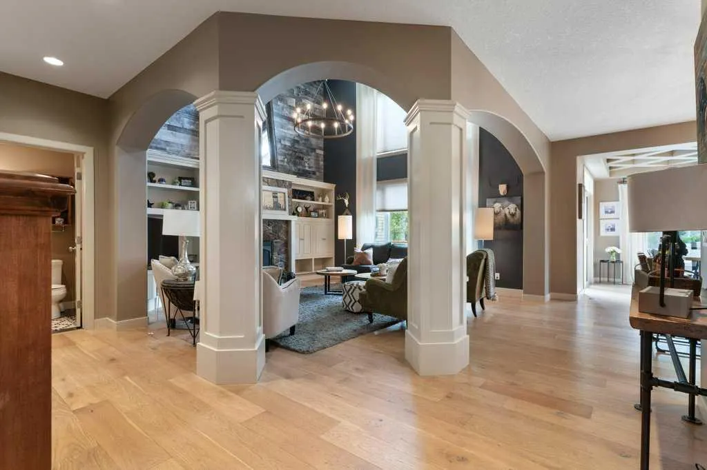 84 Panatella Manor NW