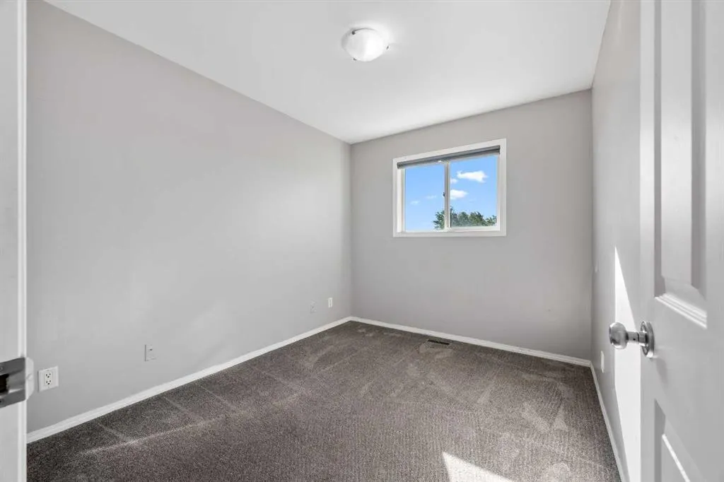 1811 49 Avenue, #Unit 6