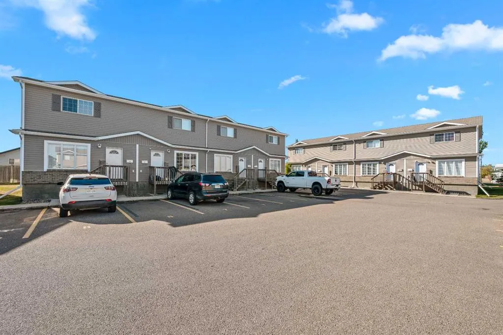 1811 49 Avenue, #Unit 6
