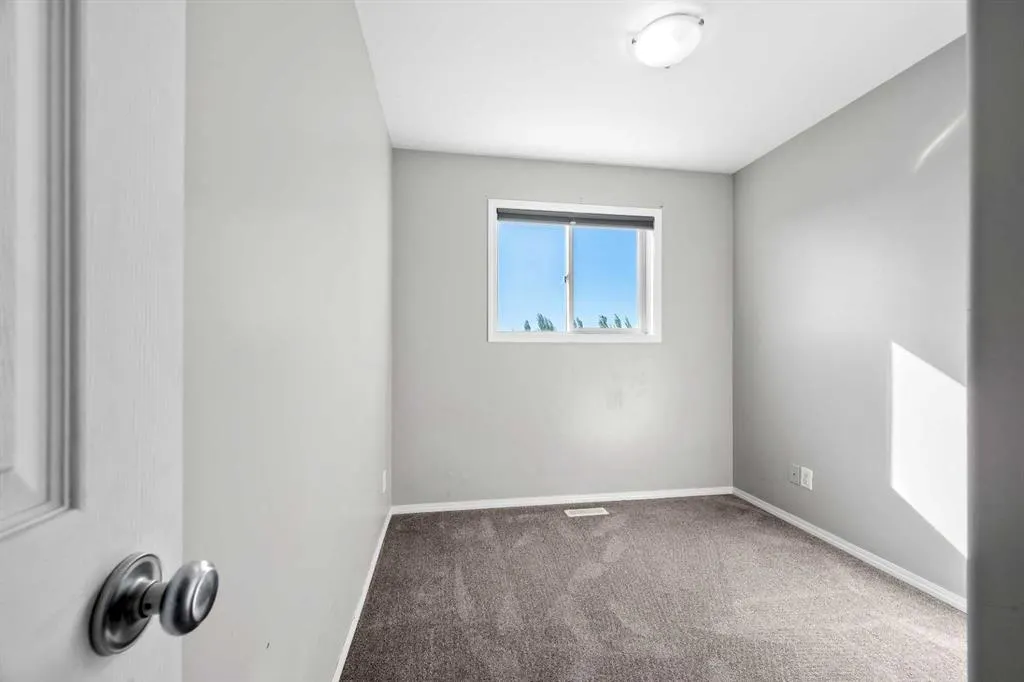 1811 49 Avenue, #Unit 6